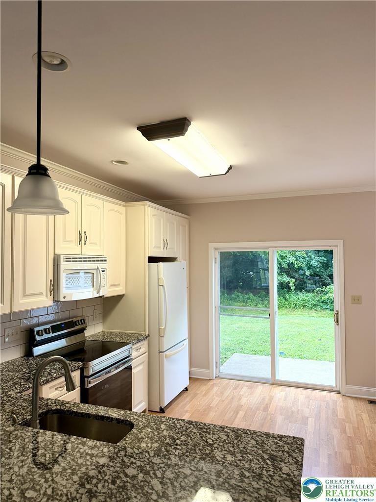 523 Kemmerer Lane