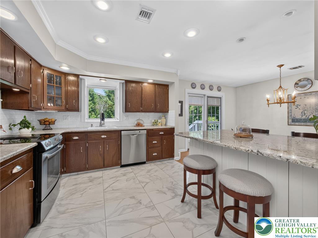 5463 Doris Drive