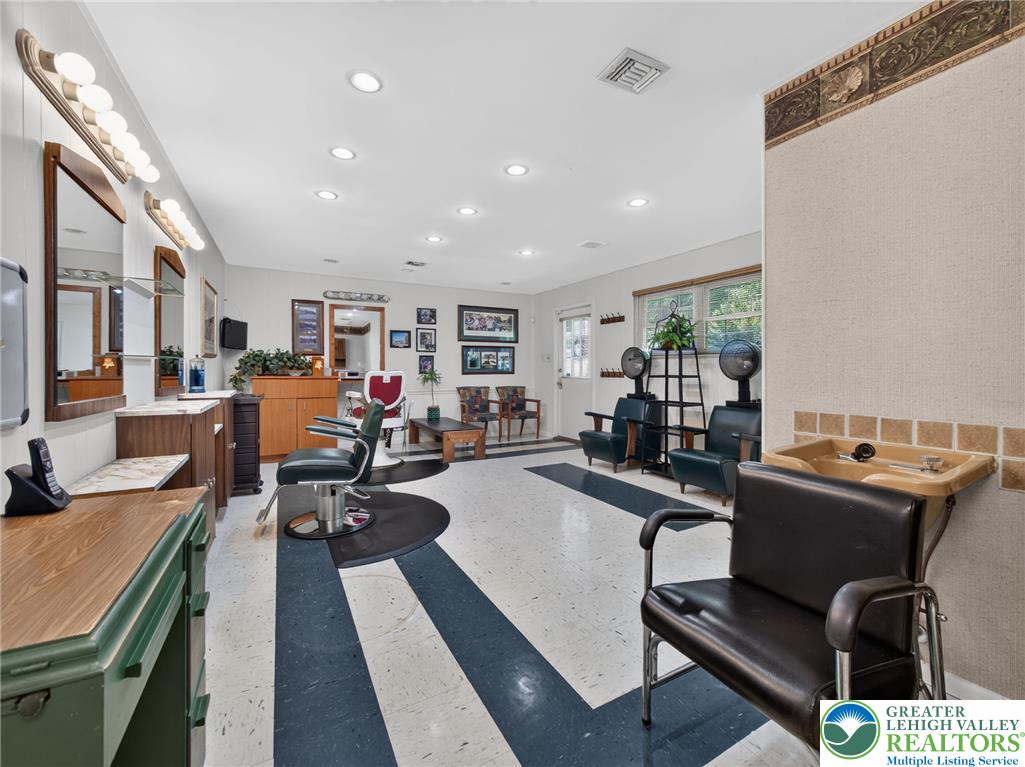 5463 Doris Drive
