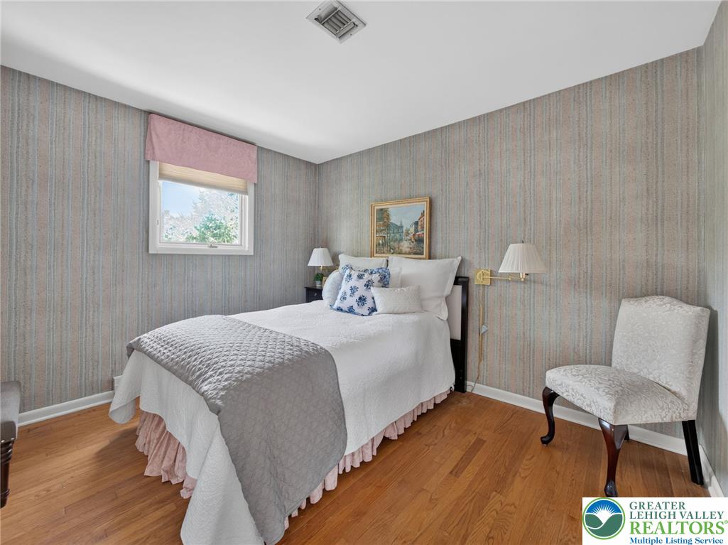 5463 Doris Drive