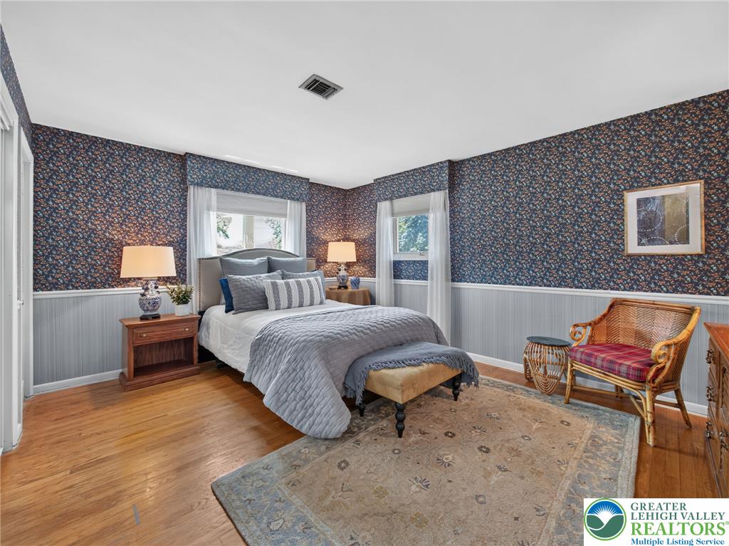5463 Doris Drive