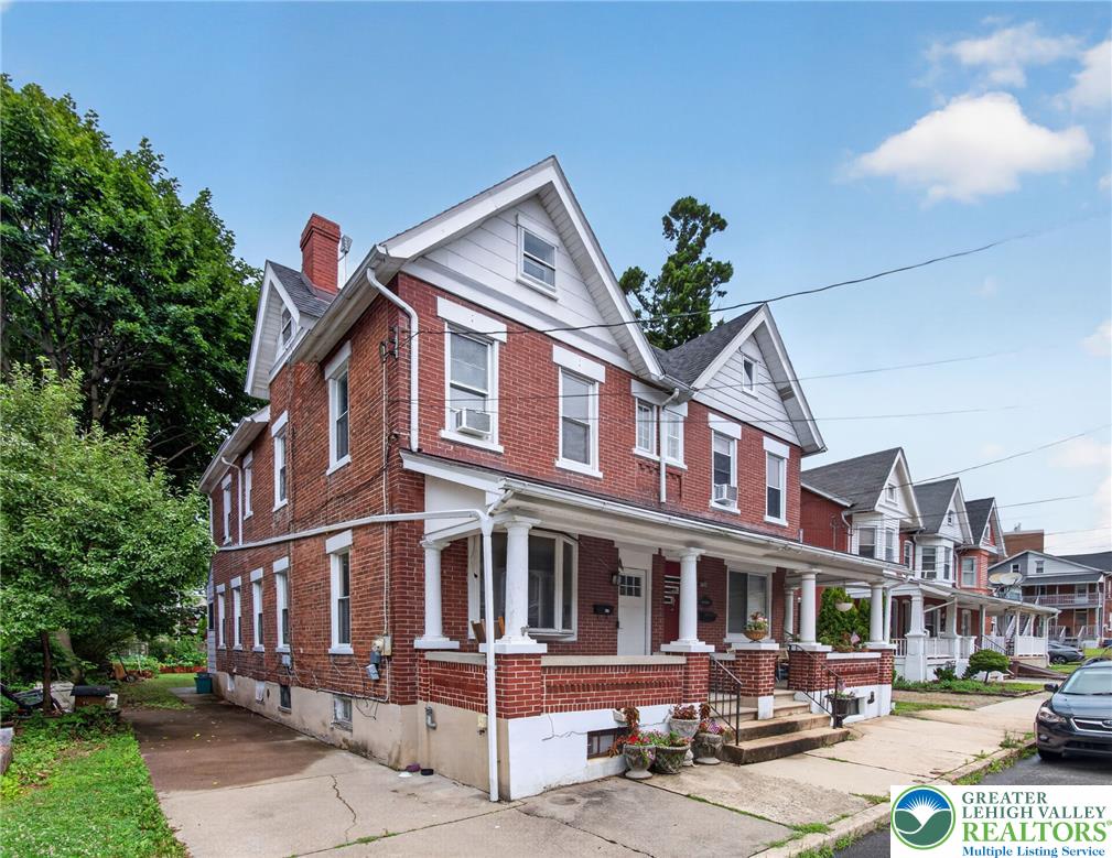 425 Ridge Street