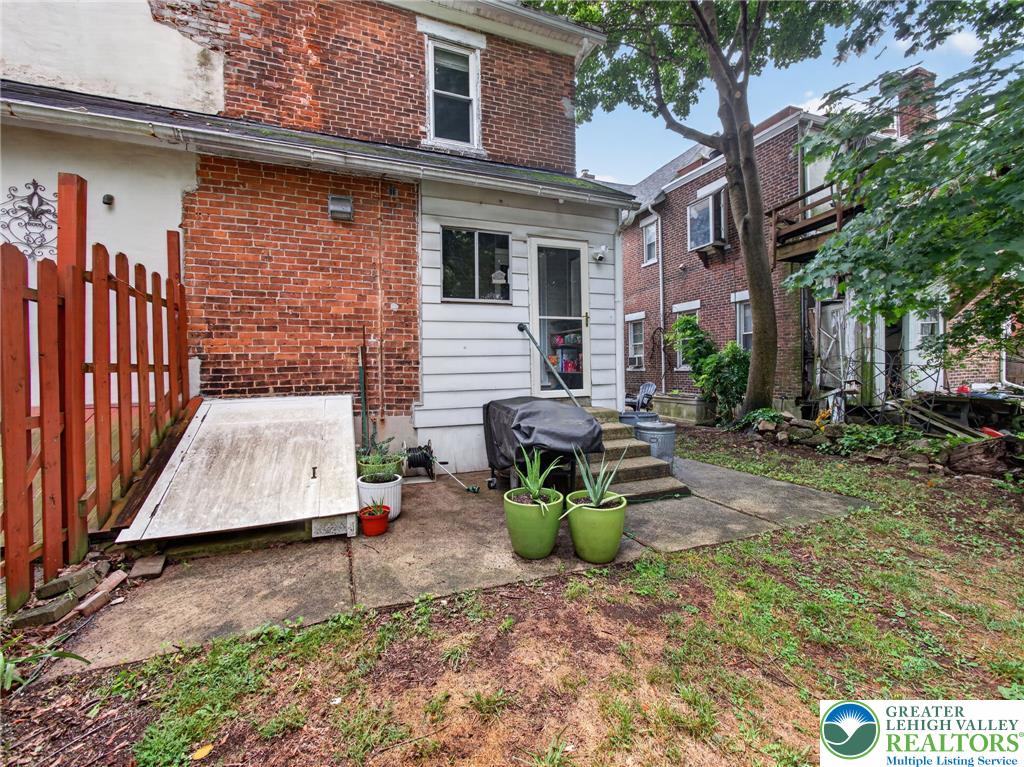 425 Ridge Street