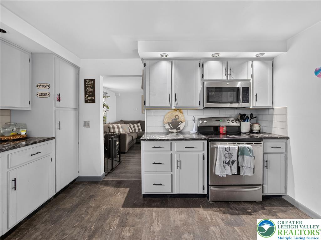 2628 Levans Road