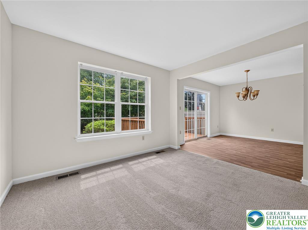2886 Sequoia Drive