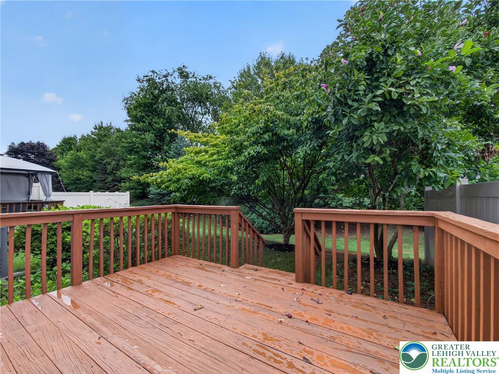 2886 Sequoia Drive