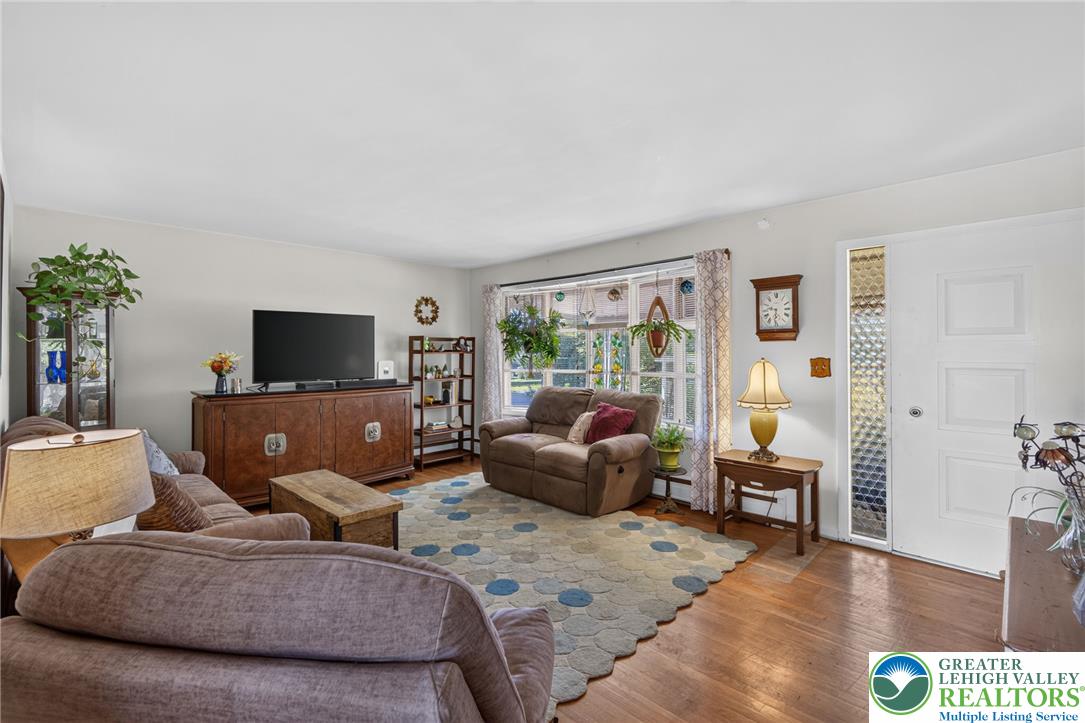 2944 Edgewood Court