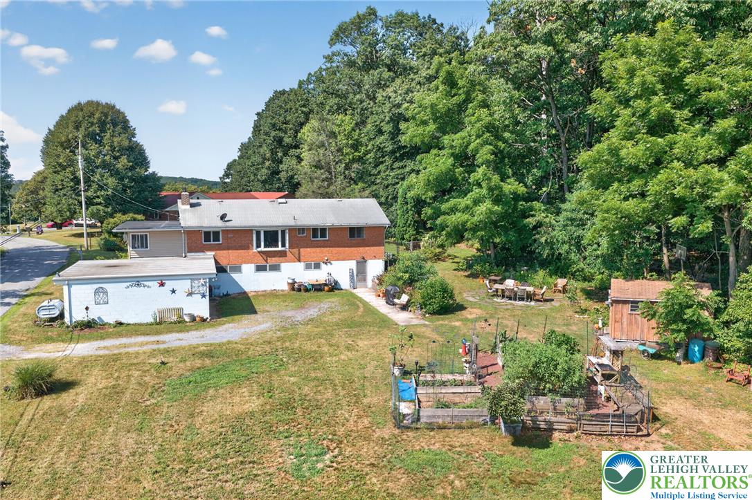 2944 Edgewood Court