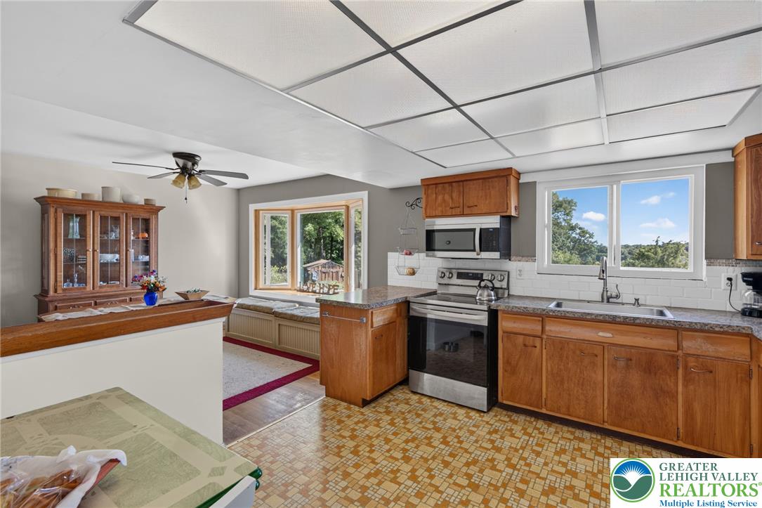 2944 Edgewood Court