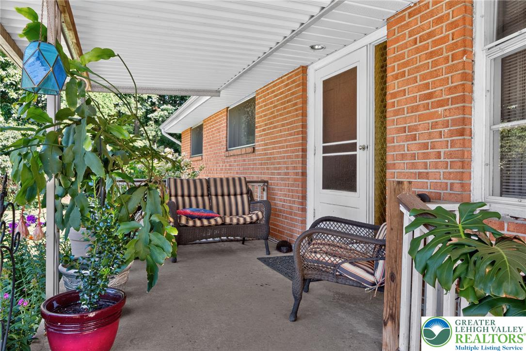 2944 Edgewood Court