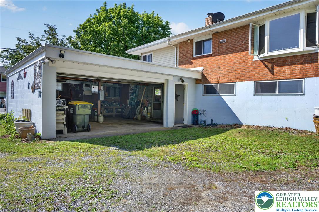 2944 Edgewood Court