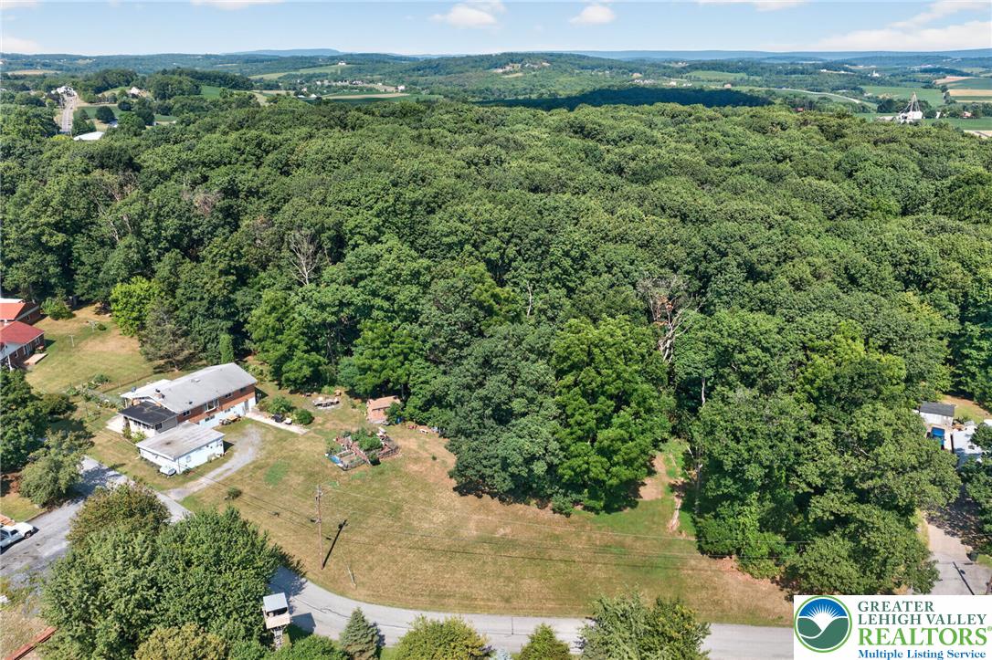 2944 Edgewood Court