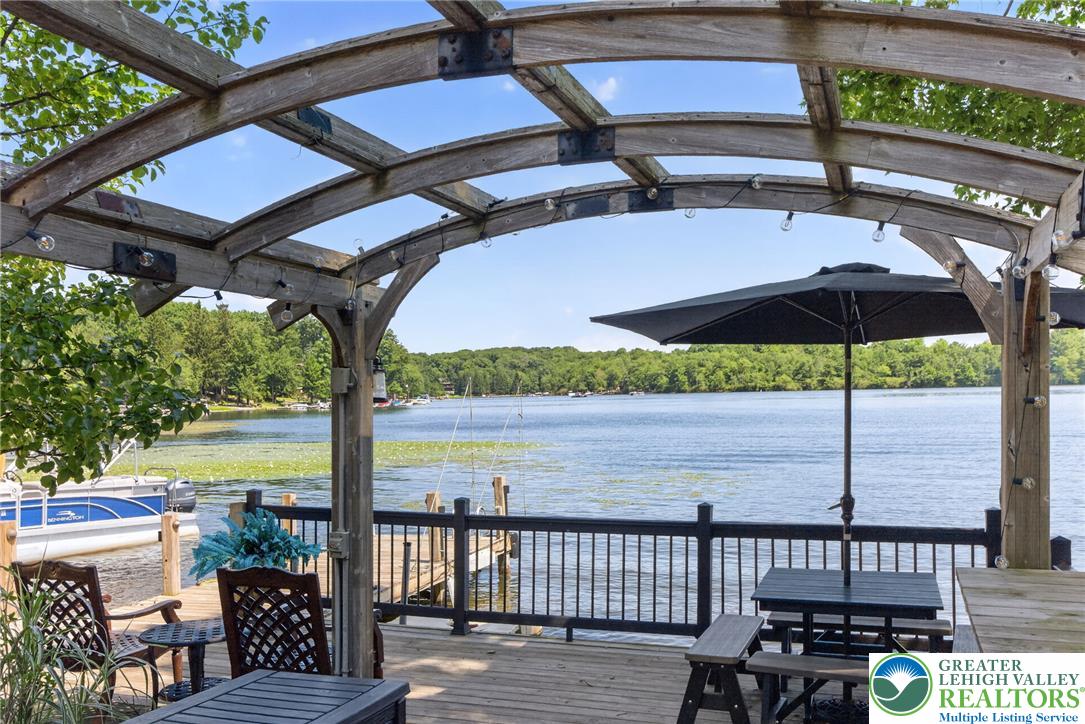240 South Lake Drive