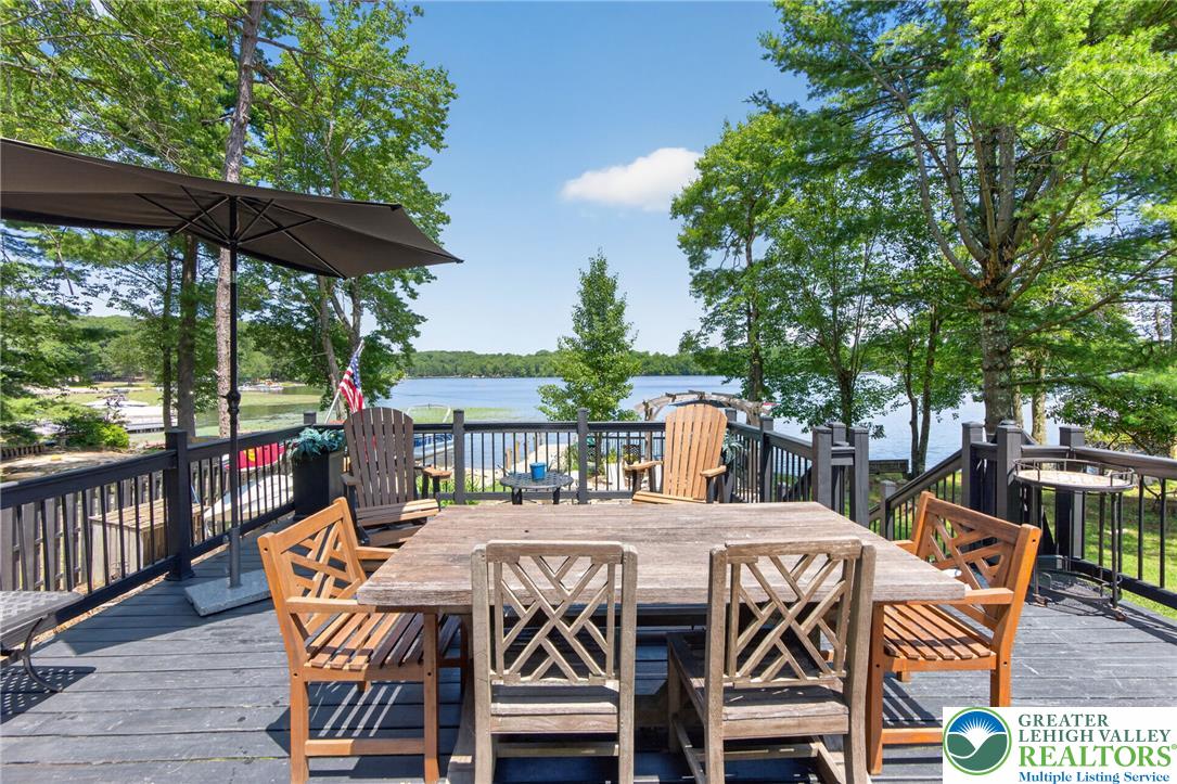 240 South Lake Drive