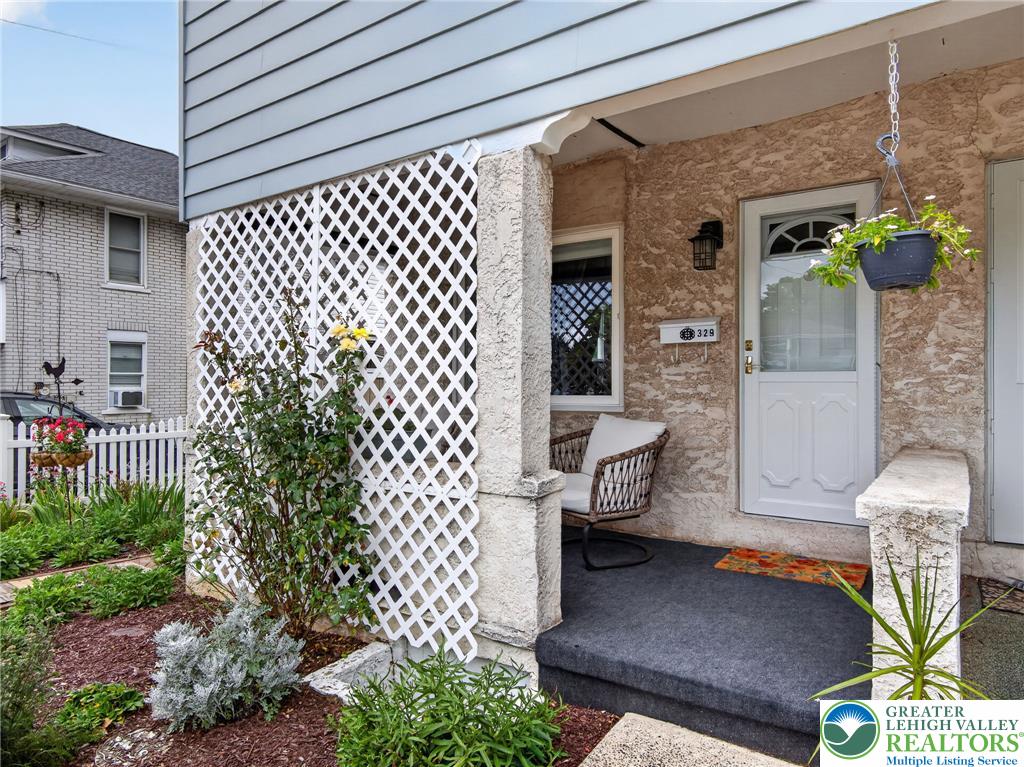 329 Delong Avenue