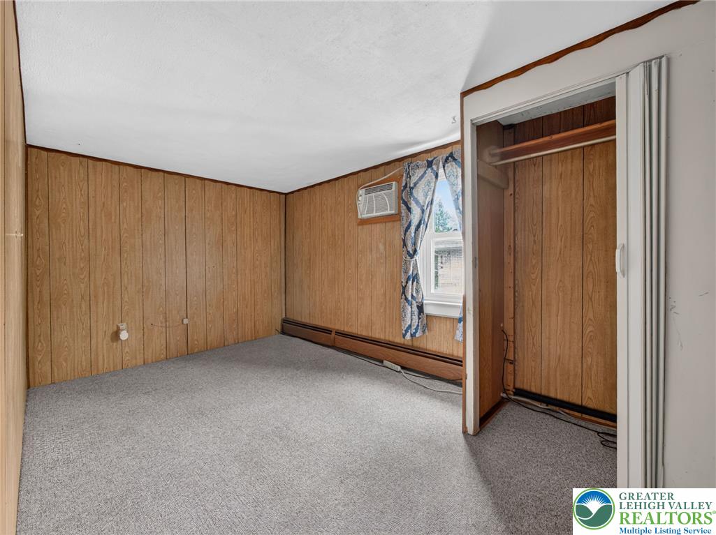 329 Delong Avenue