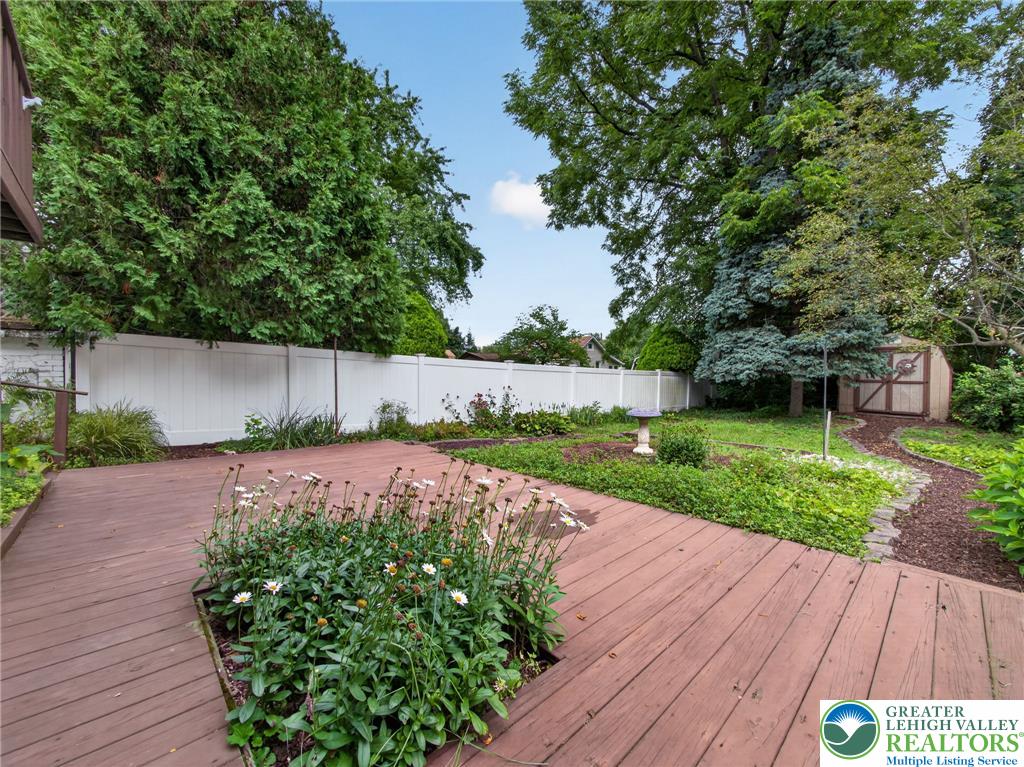 329 Delong Avenue