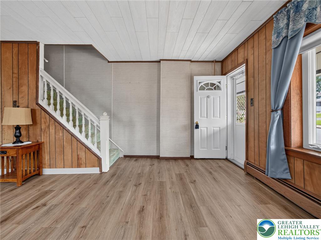 329 Delong Avenue