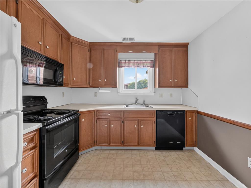 916 Cold Spring Road 4