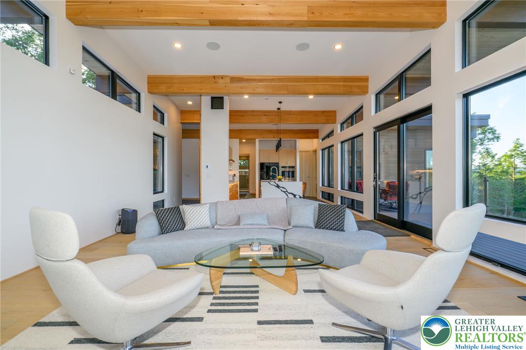 265 La Montage Drive
