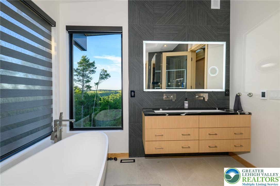 265 La Montage Drive