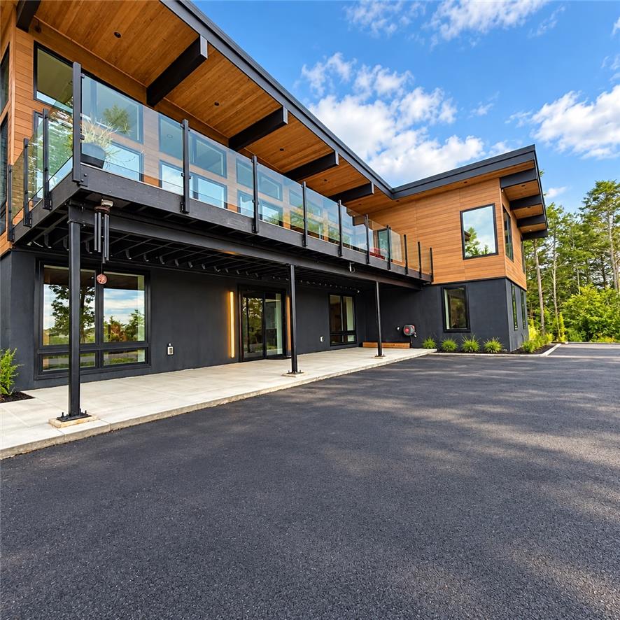 265 La Montage Drive