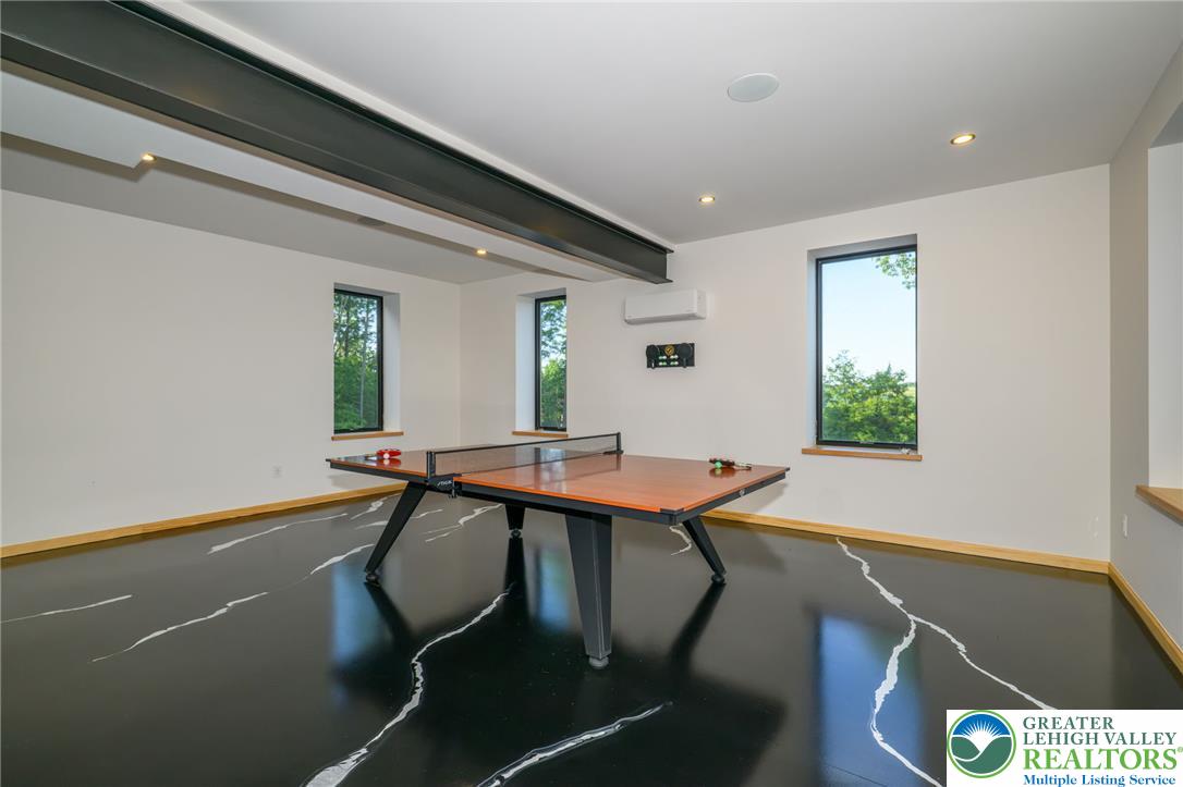 265 La Montage Drive