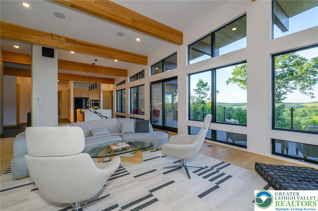265 La Montage Drive