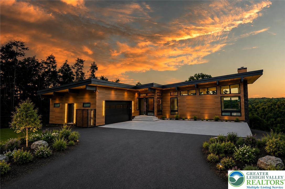 265 La Montage Drive
