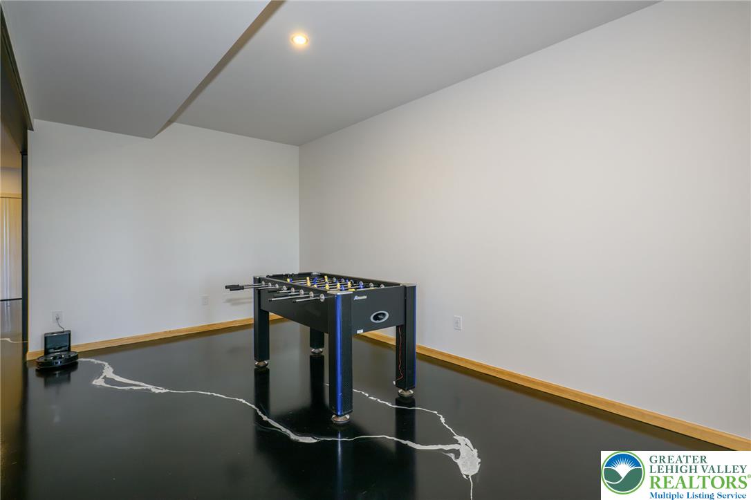 265 La Montage Drive