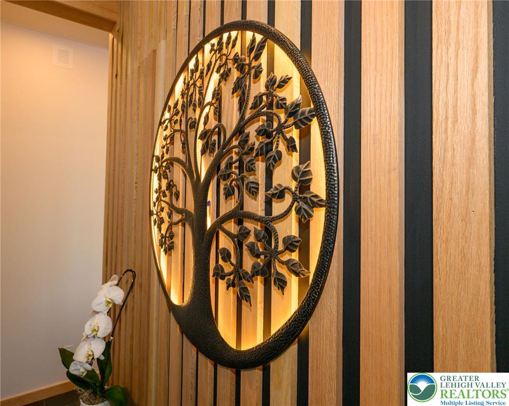 265 La Montage Drive