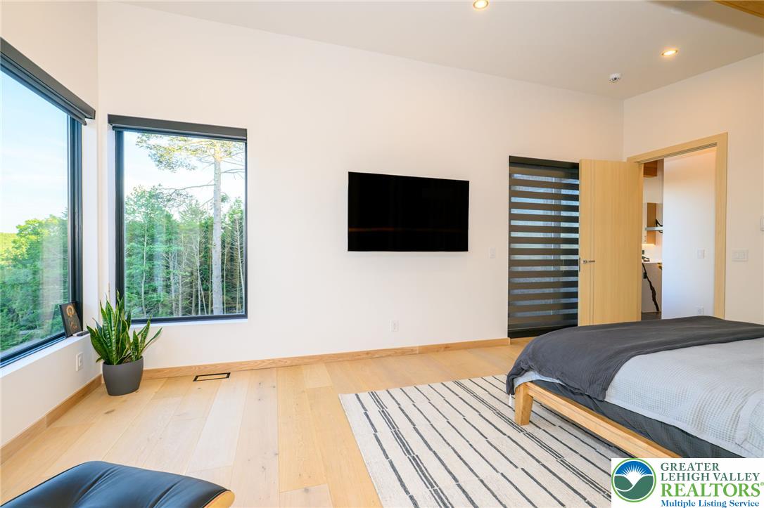 265 La Montage Drive