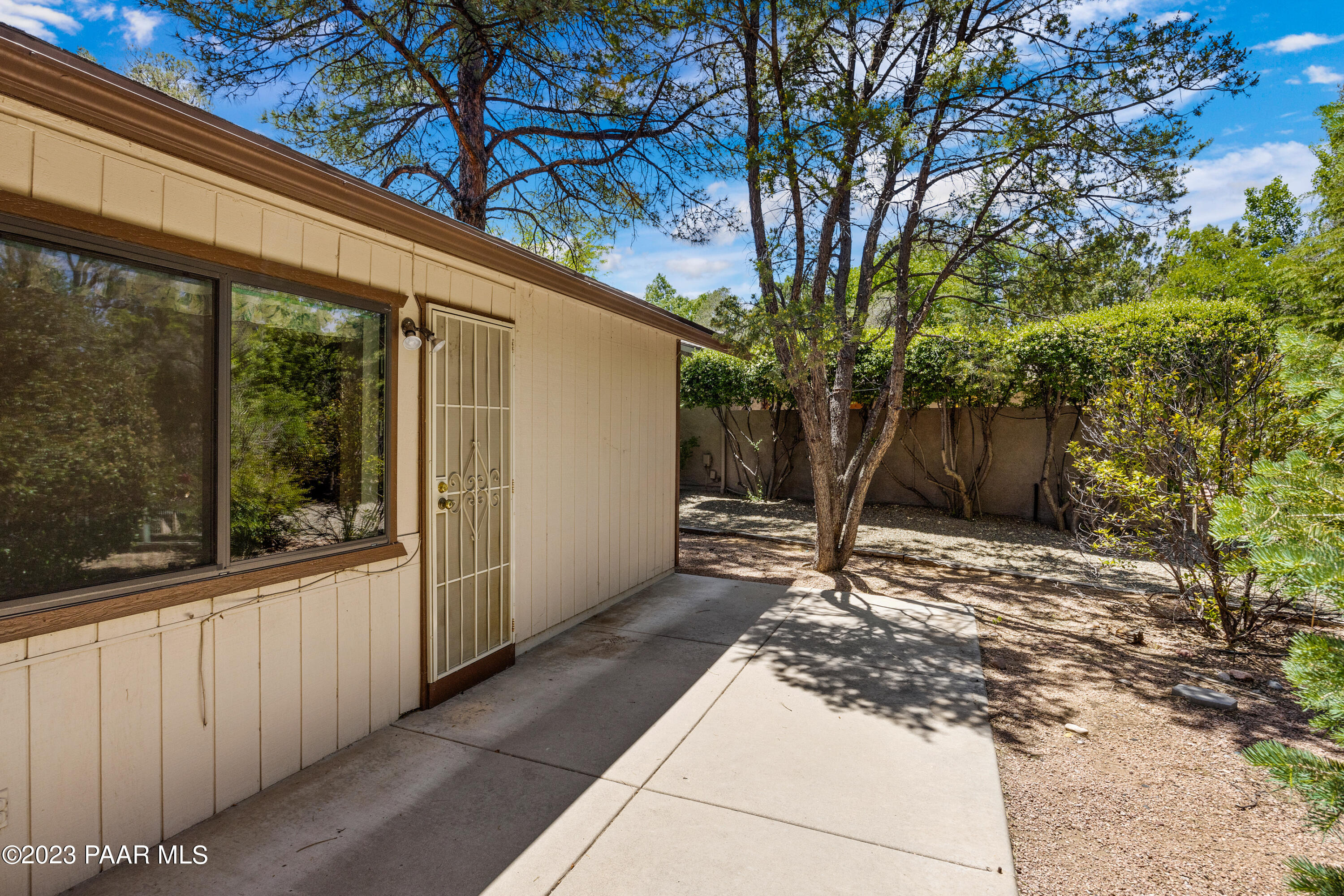 4990 Hornet Drive