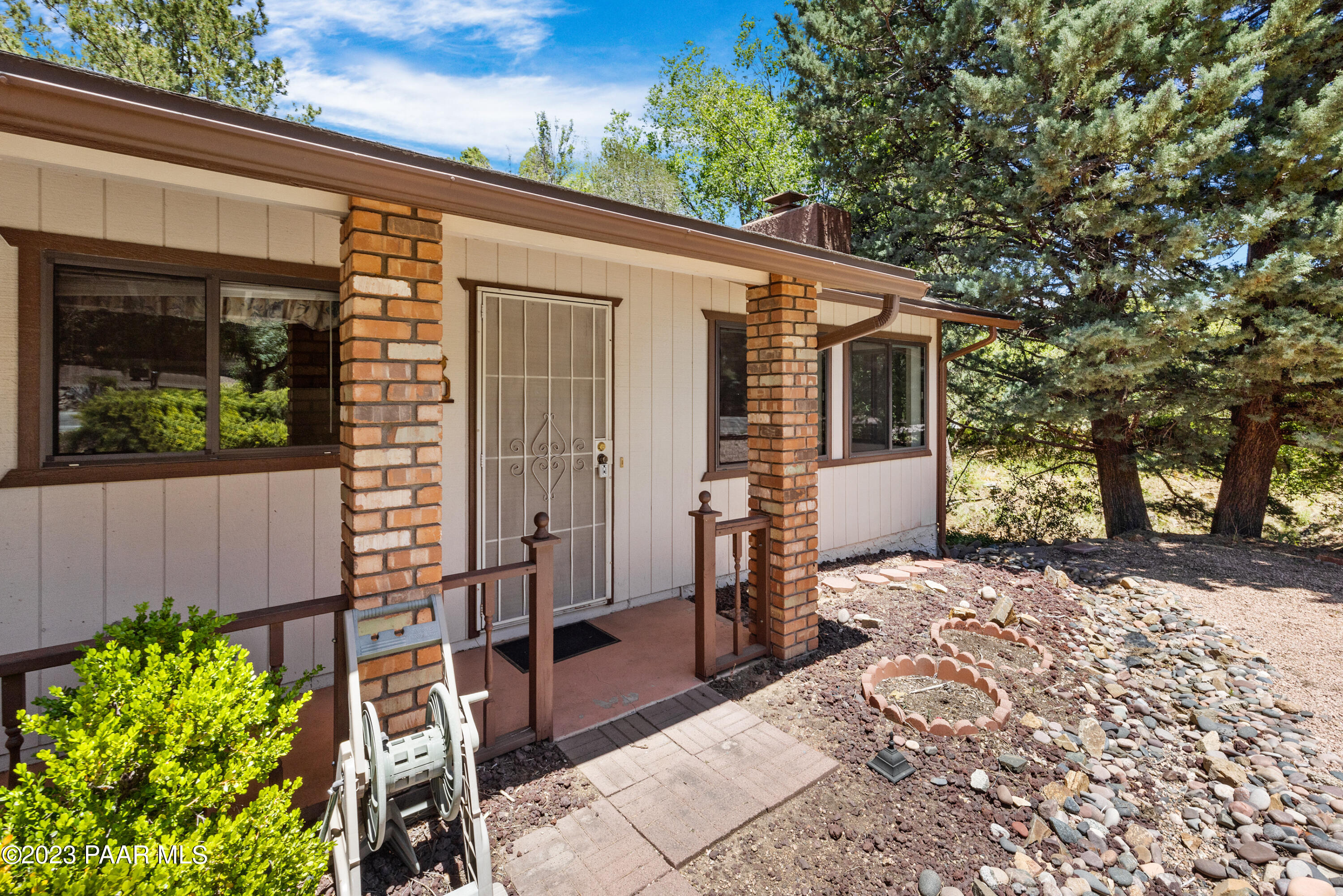 4990 Hornet Drive