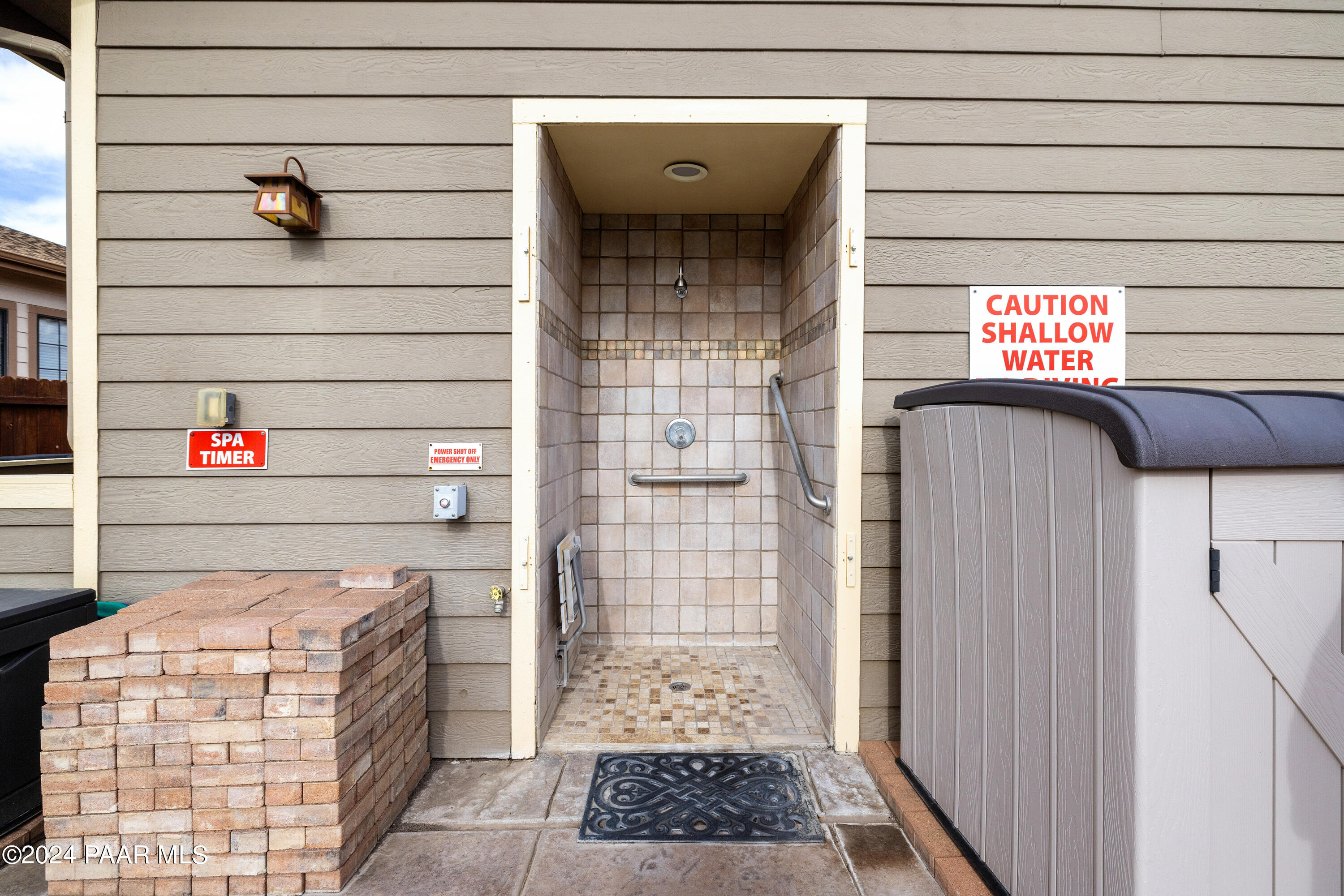 1257 Gardenia Lane