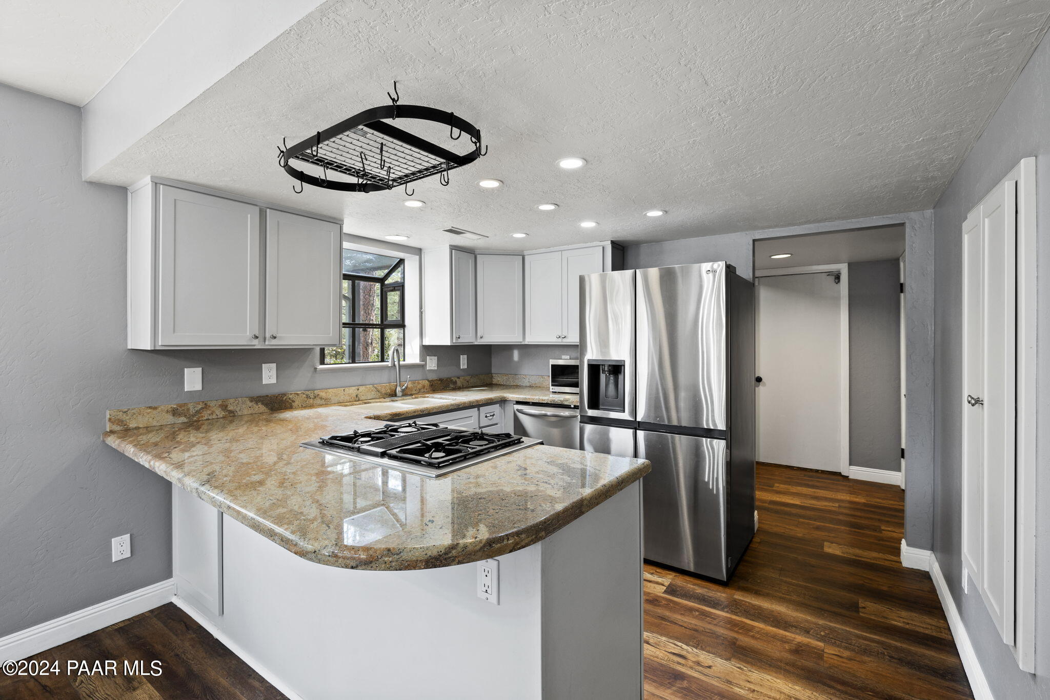 1798 Pine Country Lane