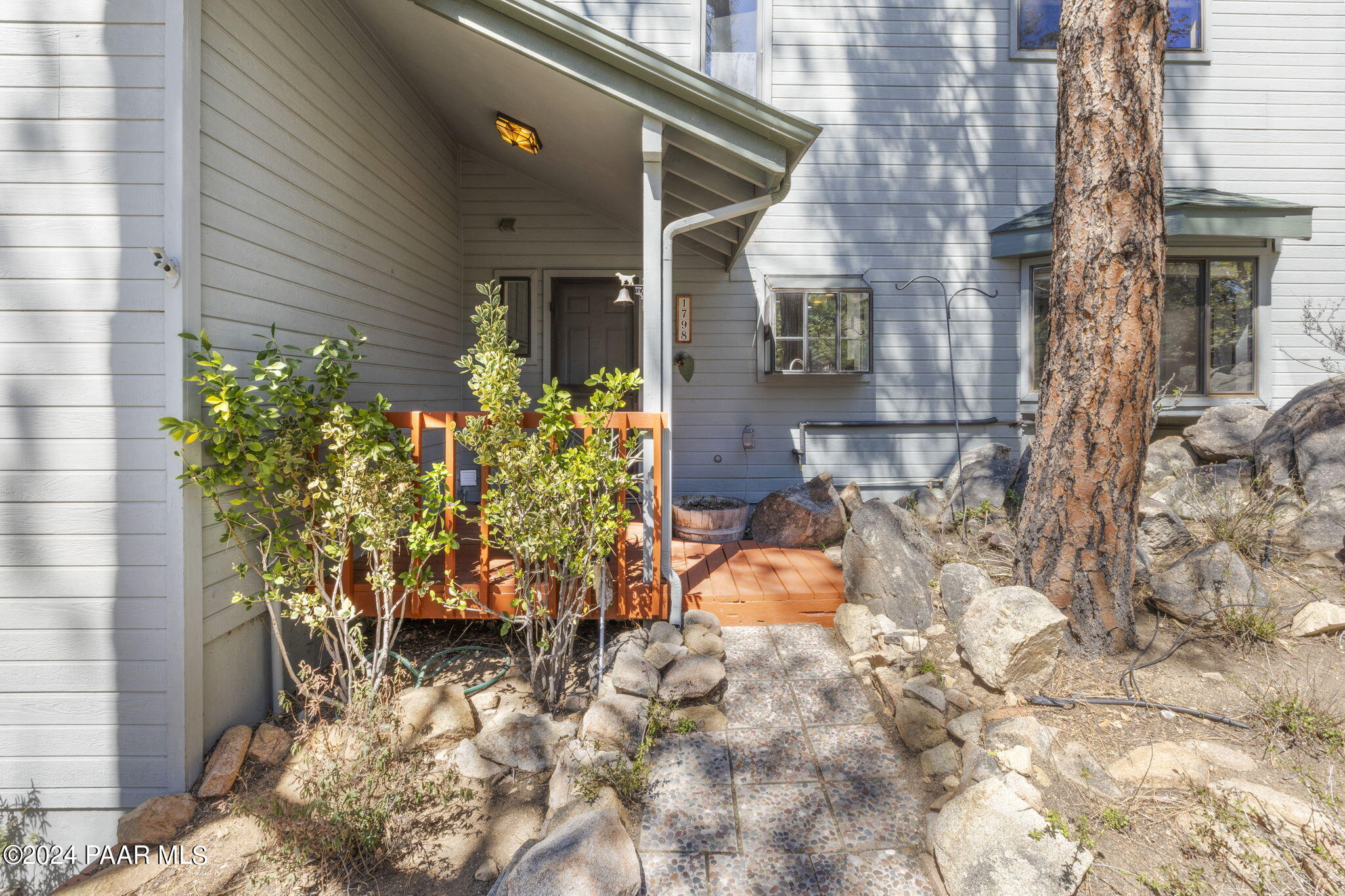 1798 Pine Country Lane