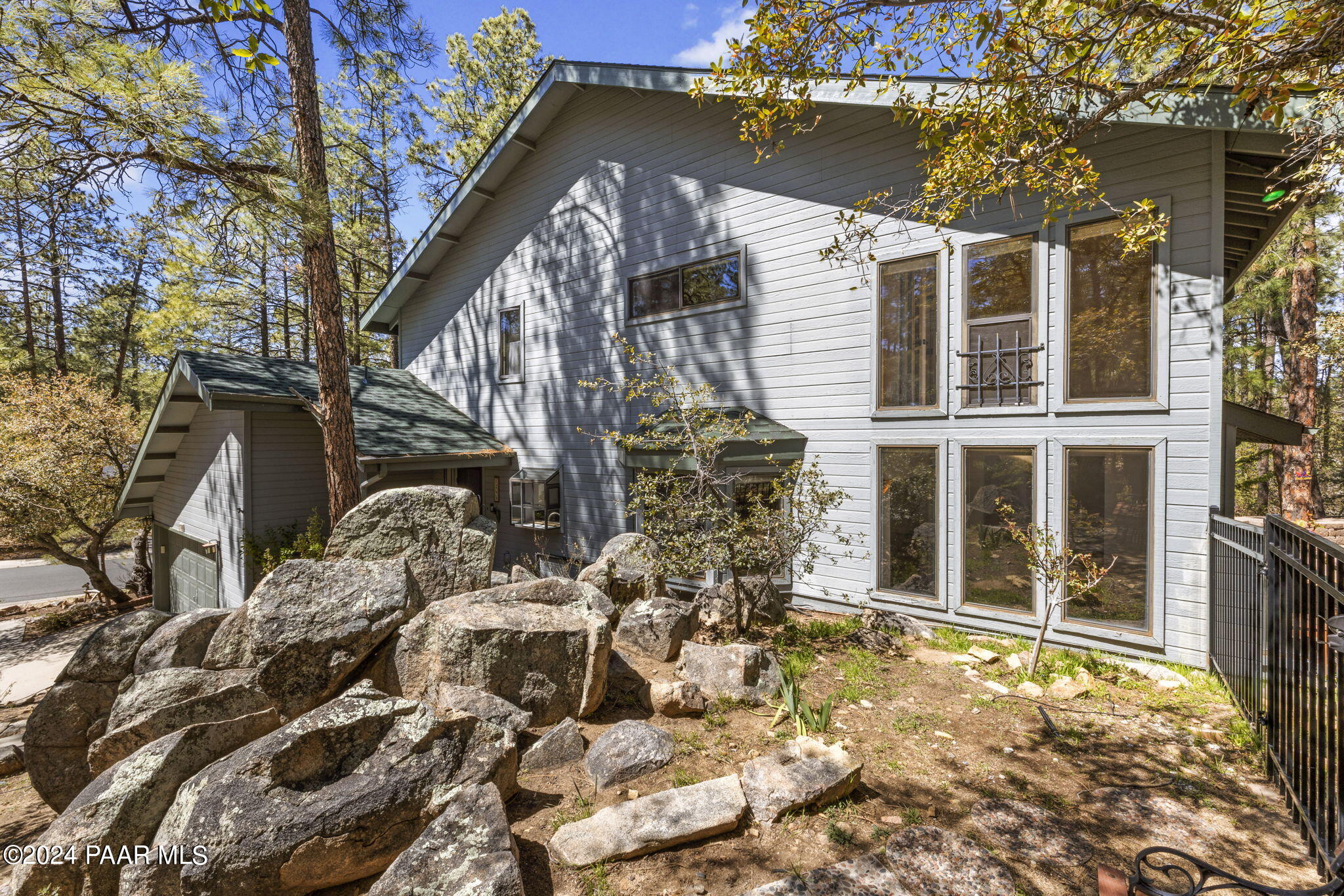 1798 Pine Country Lane