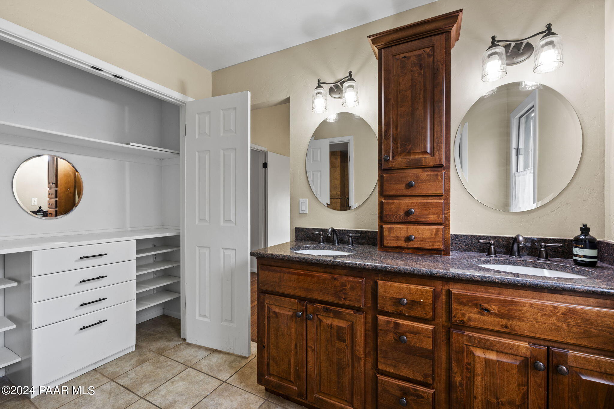 1798 Pine Country Lane