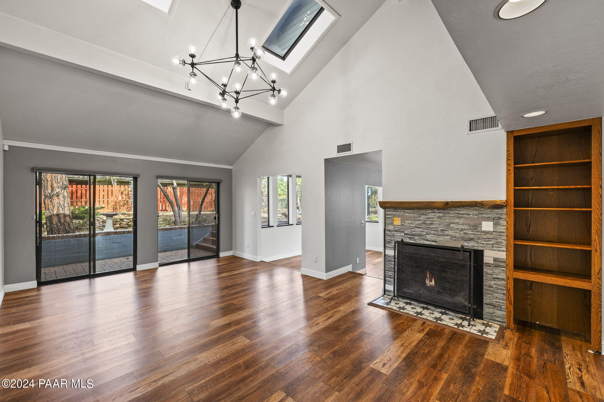 1798 Pine Country Lane