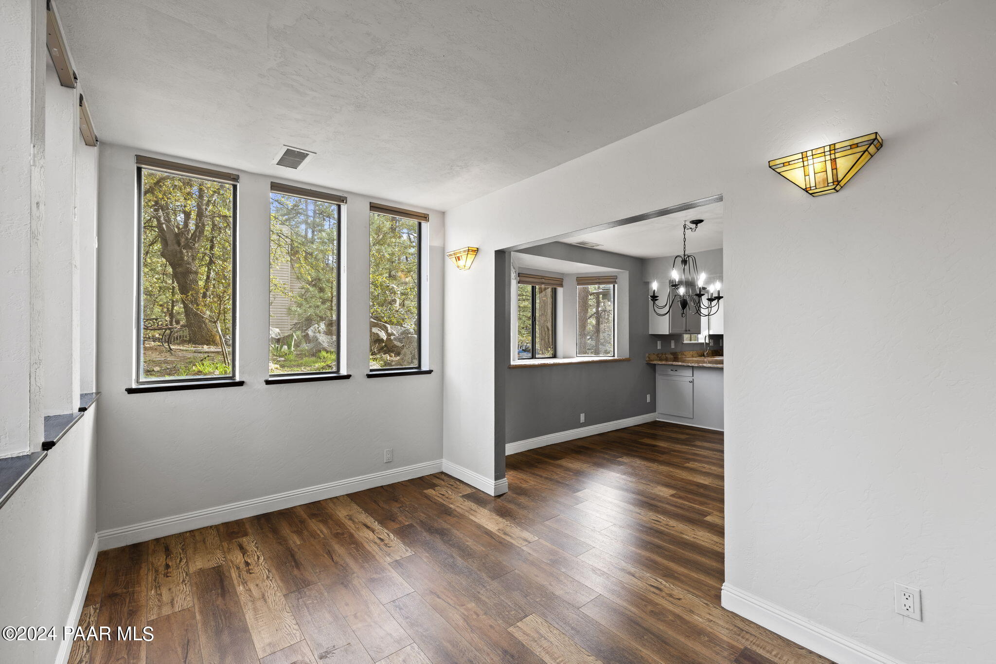 1798 Pine Country Lane