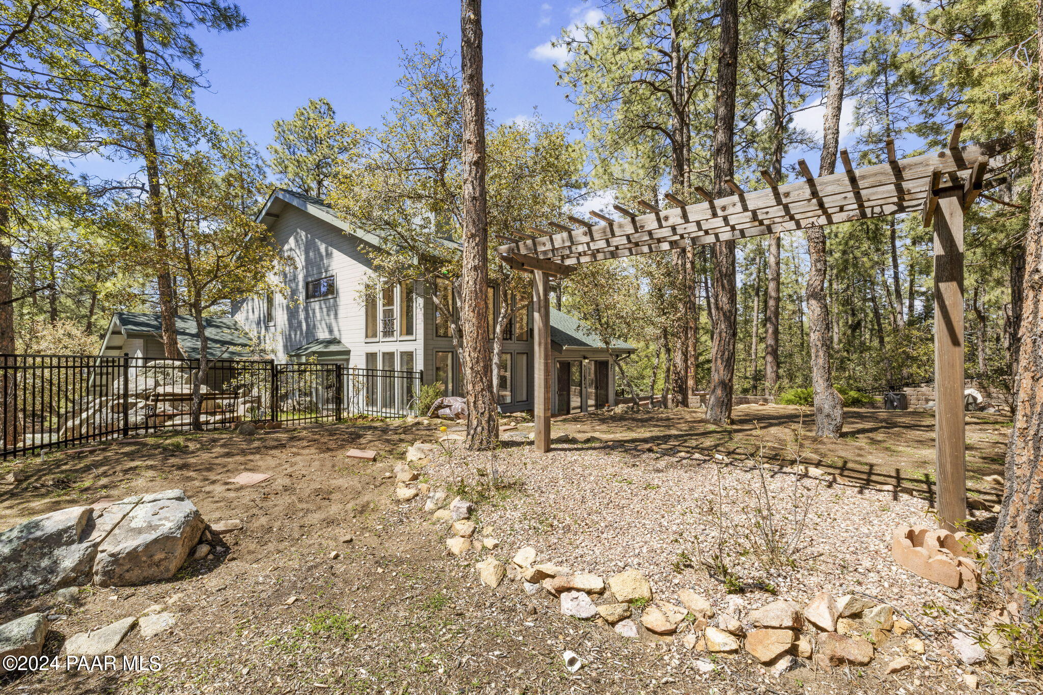 1798 Pine Country Lane