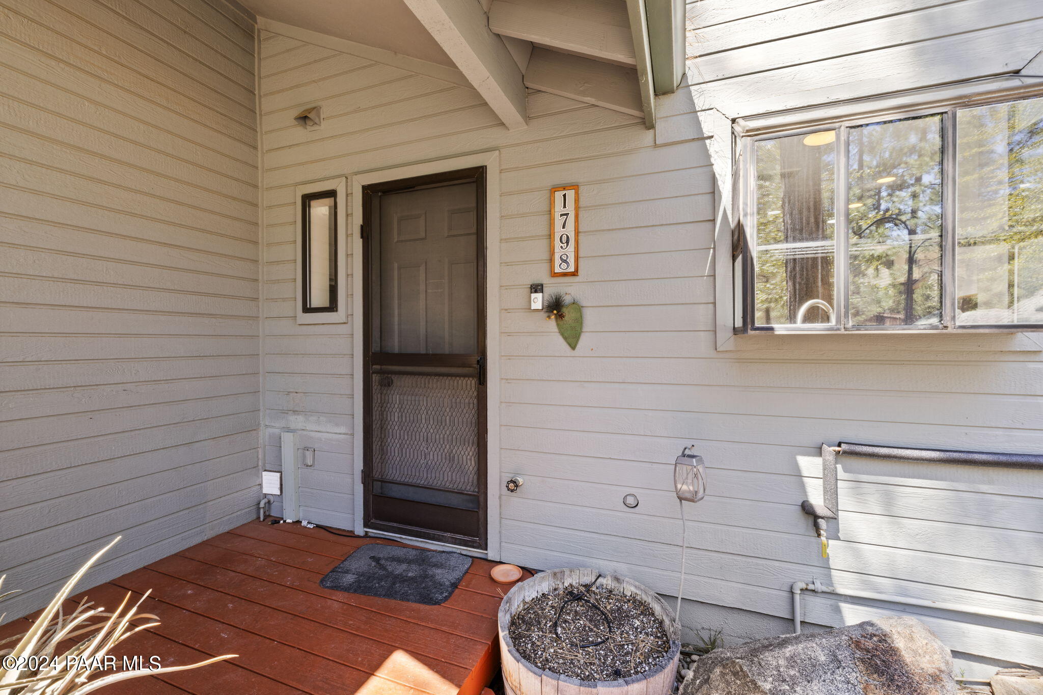1798 Pine Country Lane