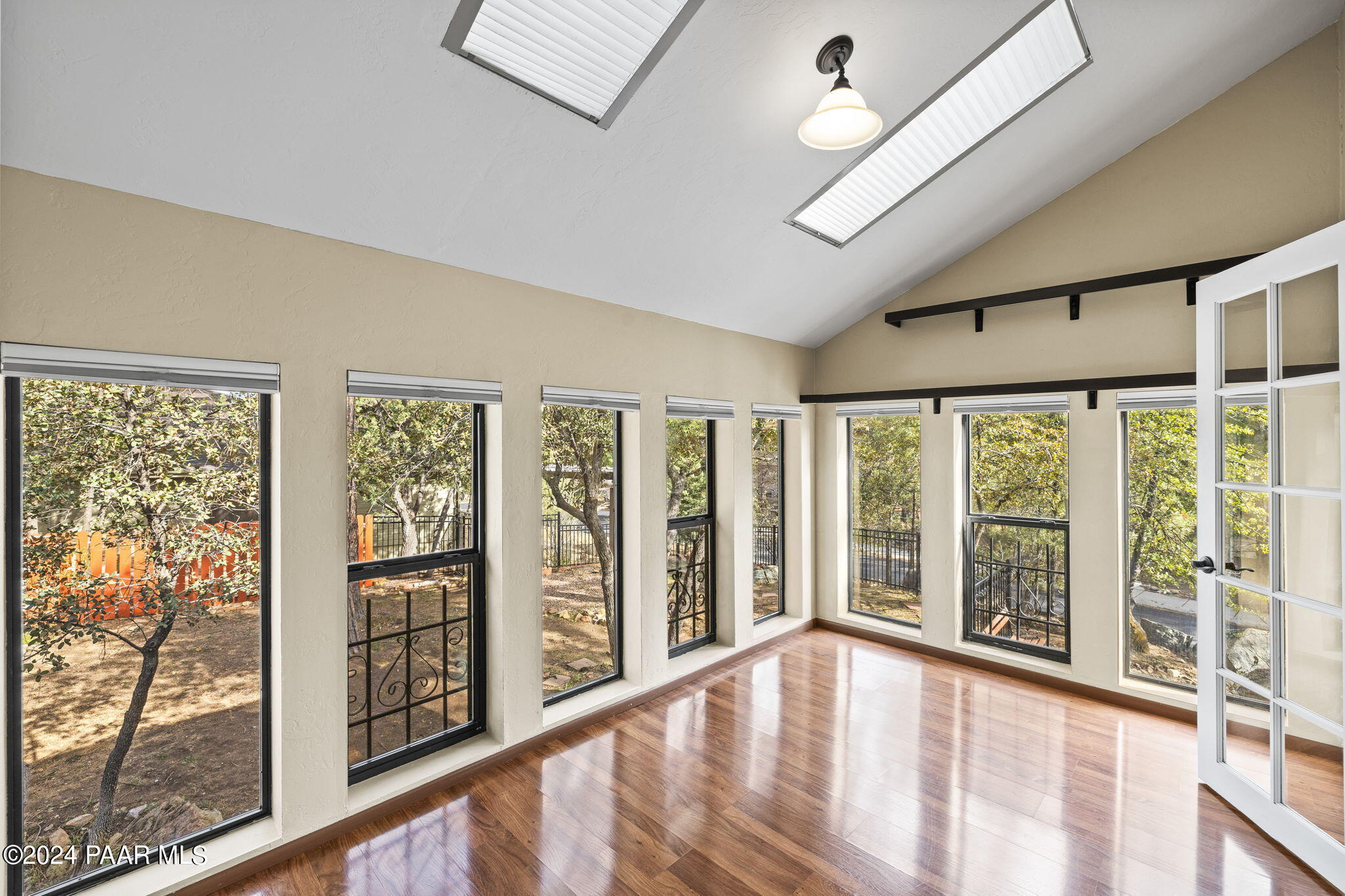 1798 Pine Country Lane