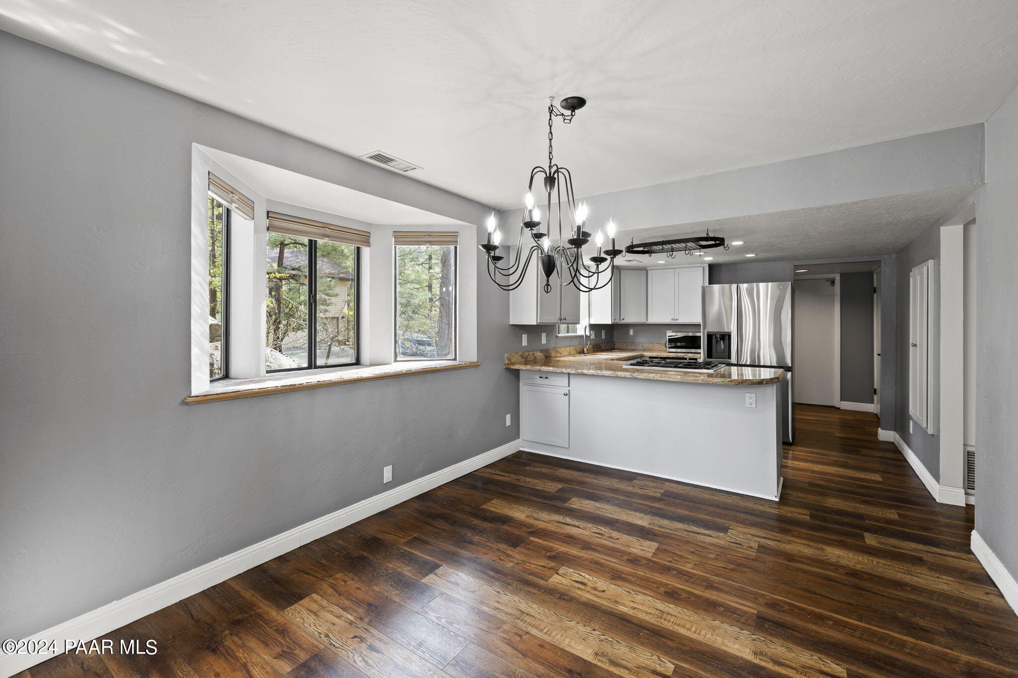 1798 Pine Country Lane