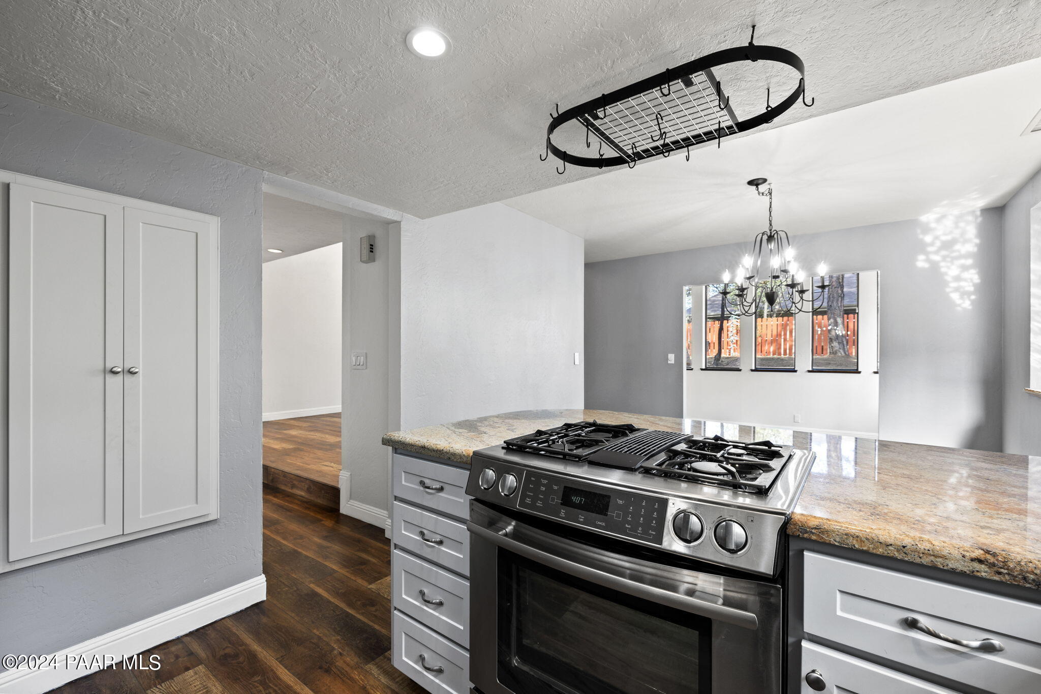 1798 Pine Country Lane