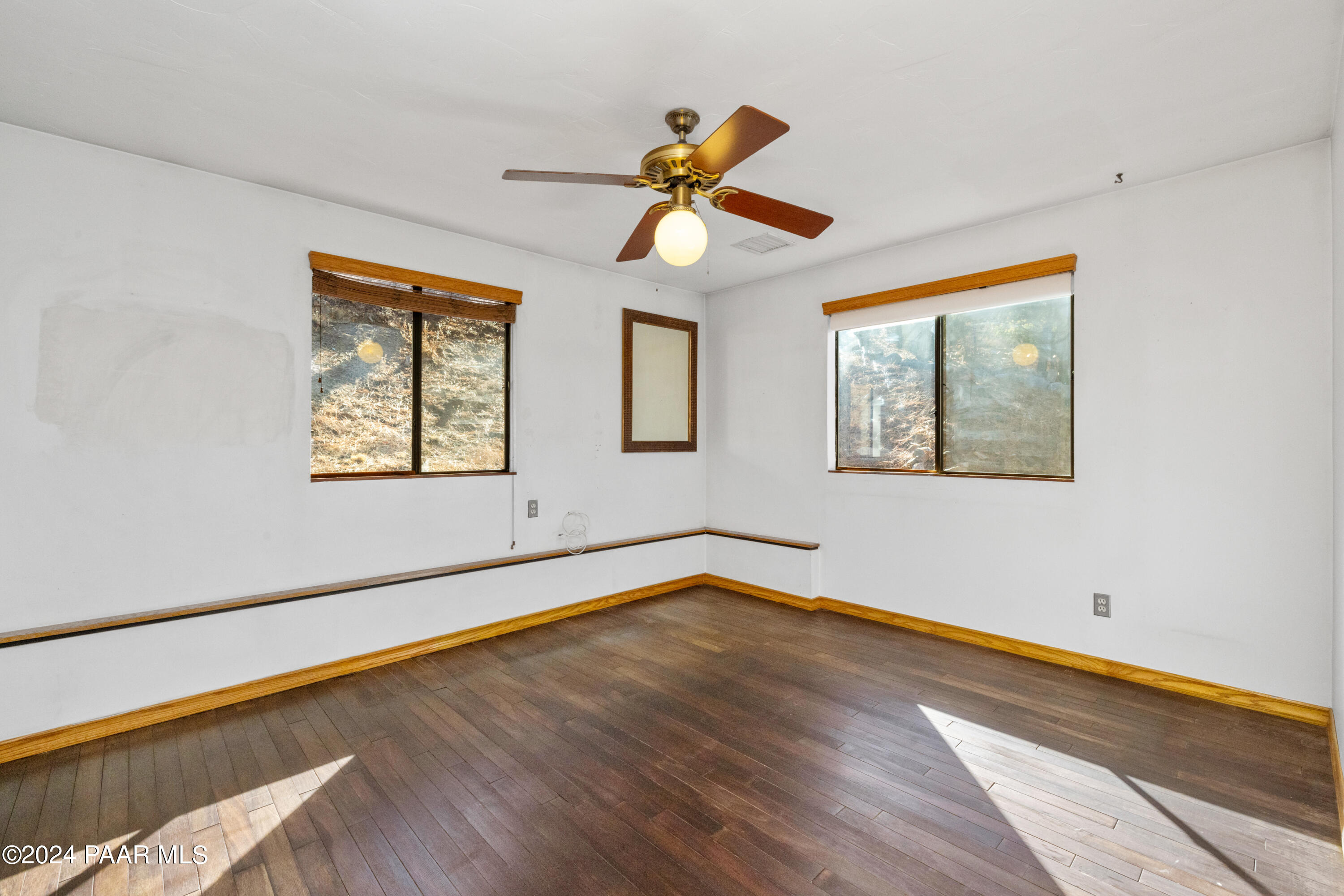 81 S Lynx Creek Road