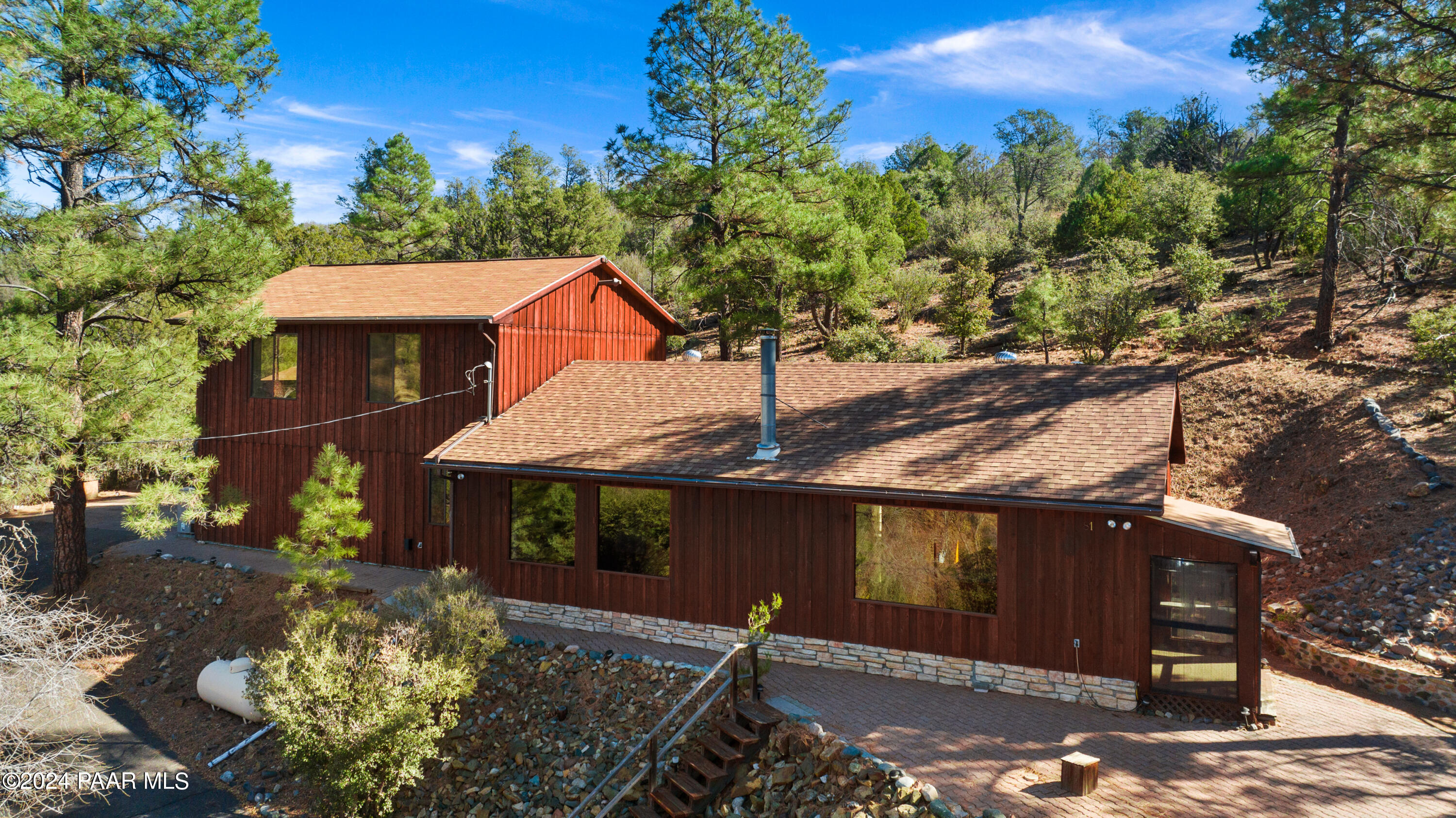 81 S Lynx Creek Road
