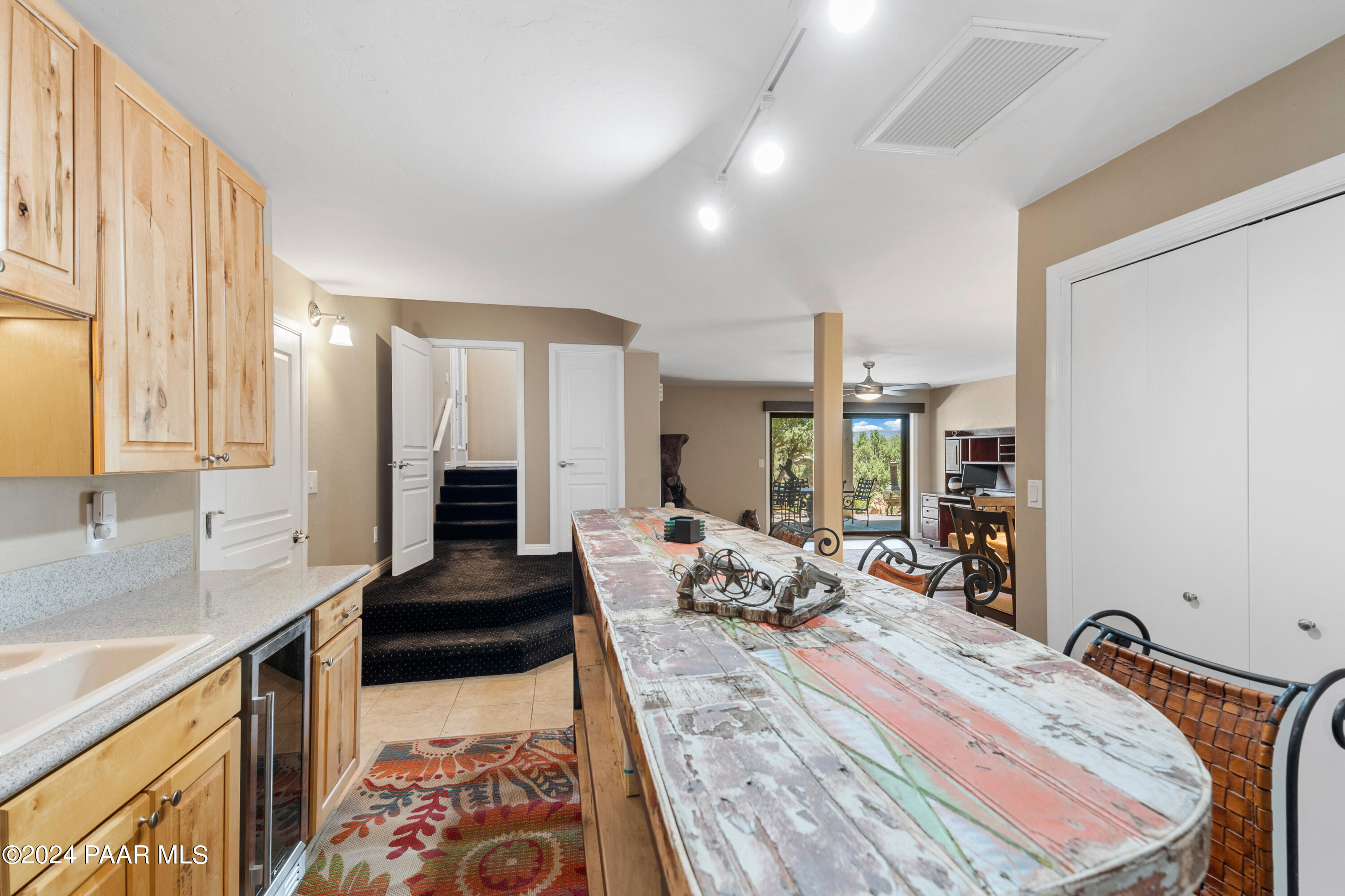 2245 Skyline Drive