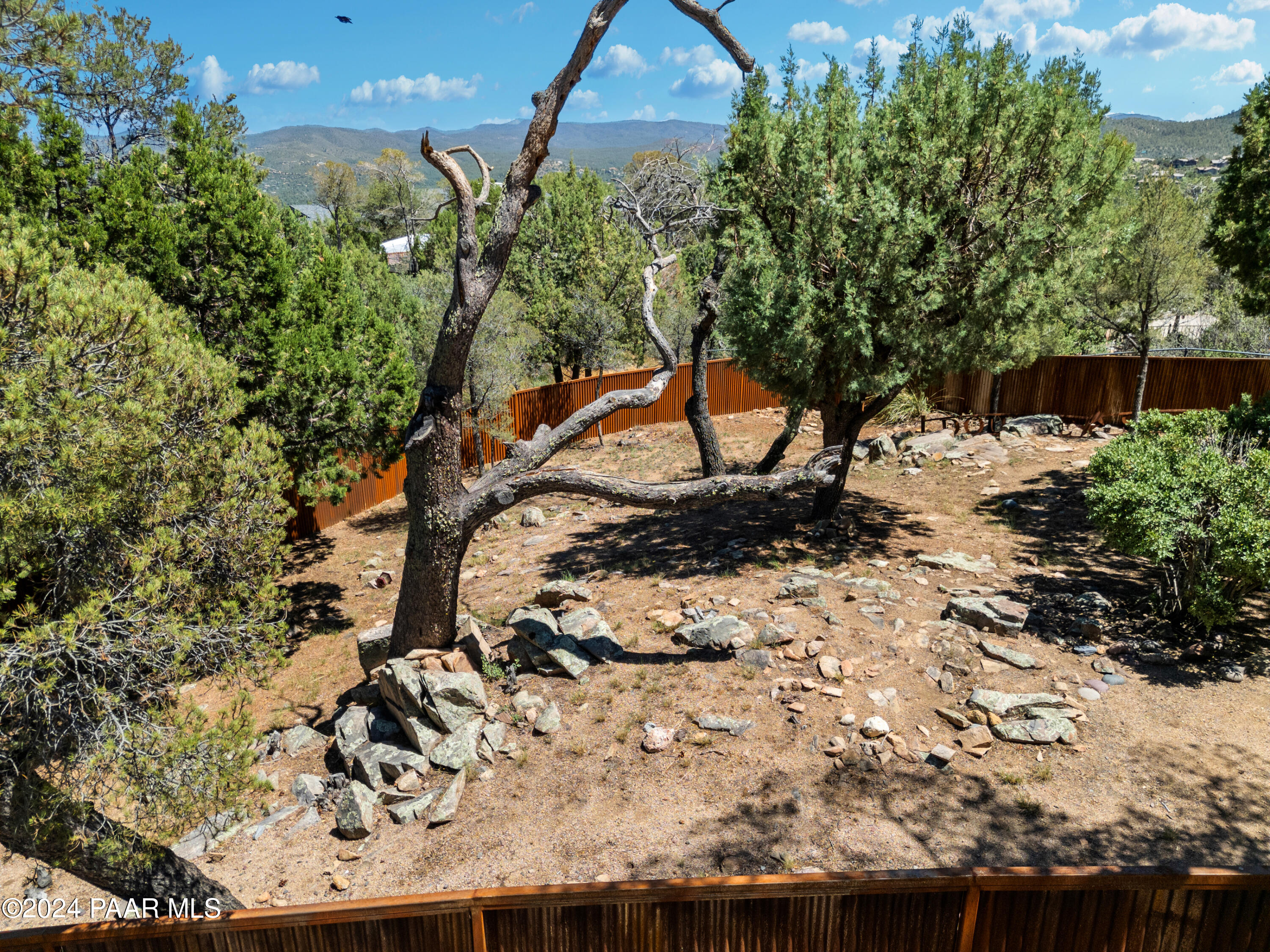 2245 Skyline Drive